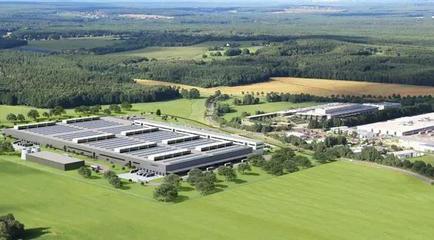 一品深一度 | 審慎、樂觀與可期 解碼梅賽德斯-奔馳的當下與未來——全球CEO康林松訪談啟示錄